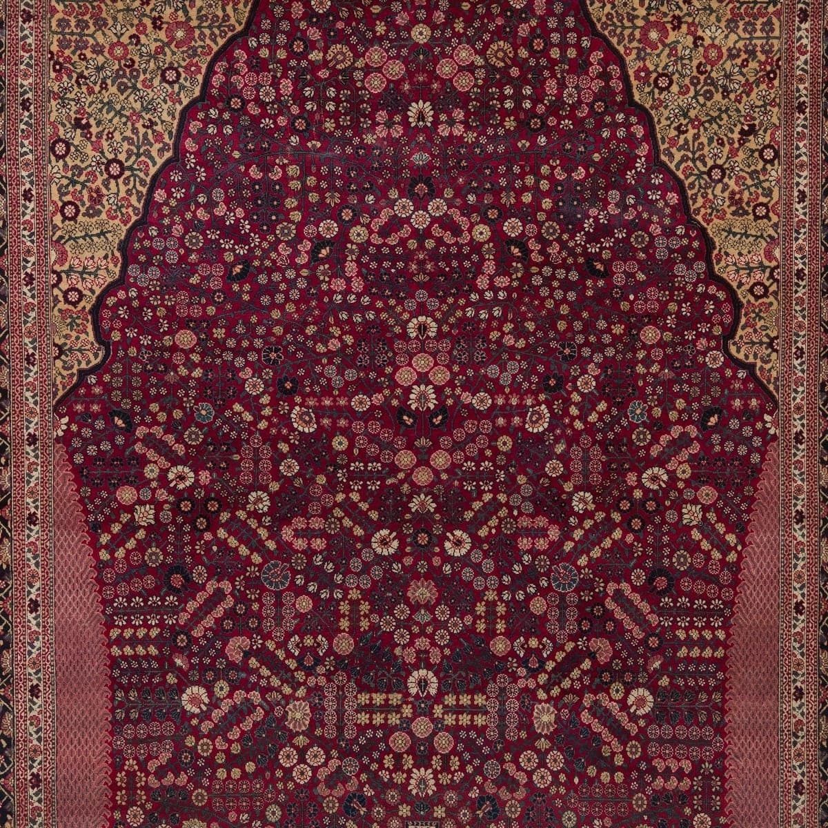 Close-up of the floral pattern on the Pashmina Gateway