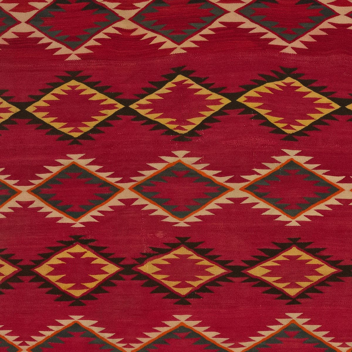 Close-up of the geometric pattern on the Jaisalmer Dhurrie