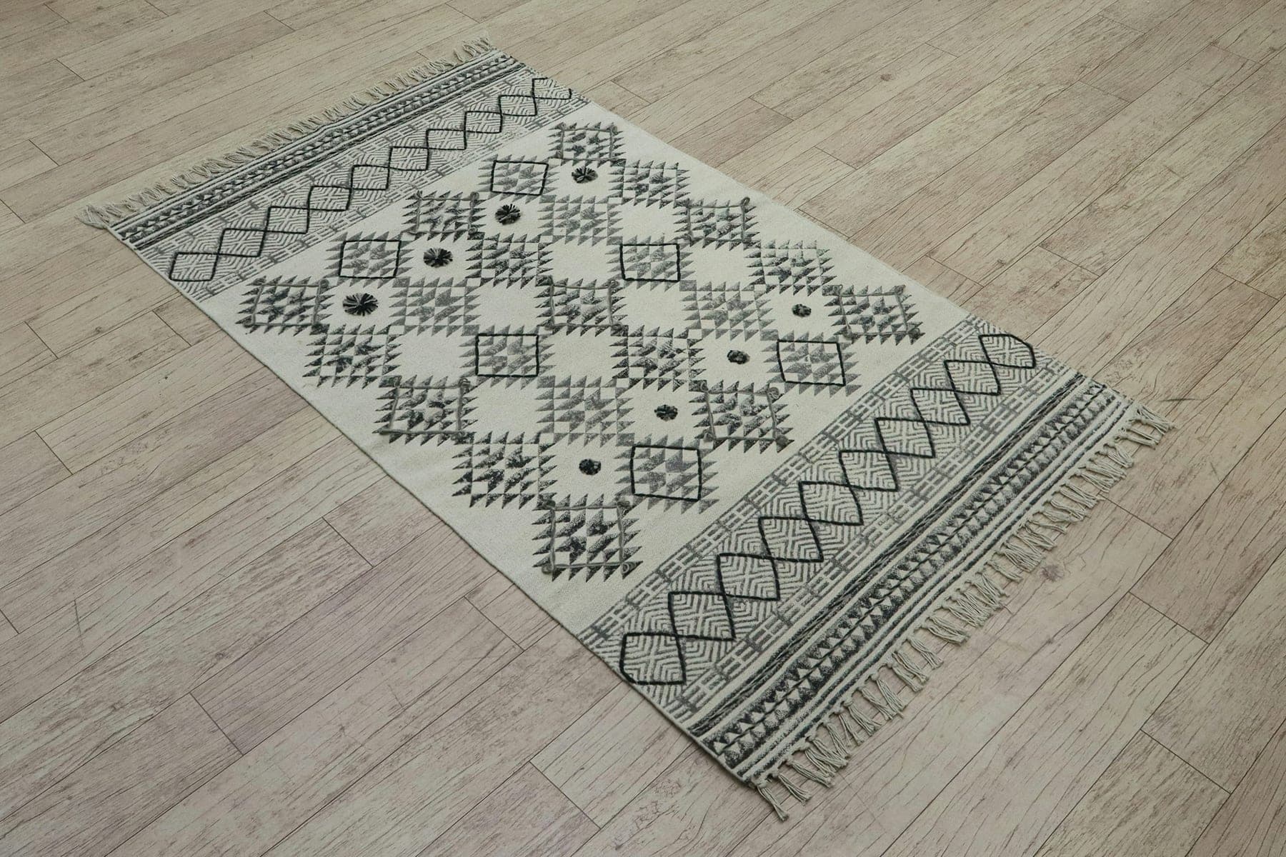 Nordic Grey, a power-loomed polypropylene rug, shown flat
